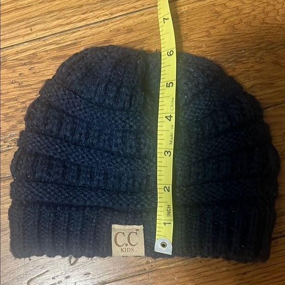 Black Knit Beanie - Picture 5 of 5